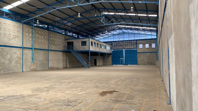 Sell Garments Surplus Stock in Muscat: The Fastest Way to Get Rid of Dead Inventory