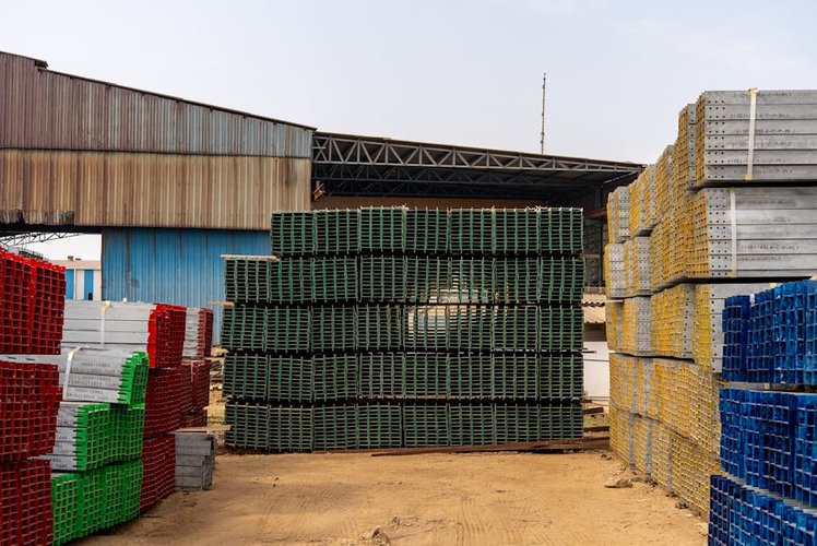 How to Sell Surplus Building Stock in Dubai and Get Paid the Same Day