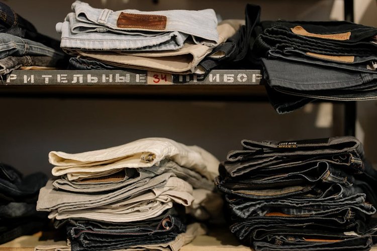 Excess Garments in Edinburgh? We Buy Any Quantity with Immediate Payment
