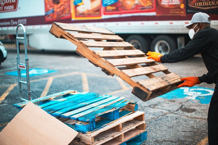 Your Building Materials Inventory Is Losing Value in Al Qusais, UAE — Sell It Today