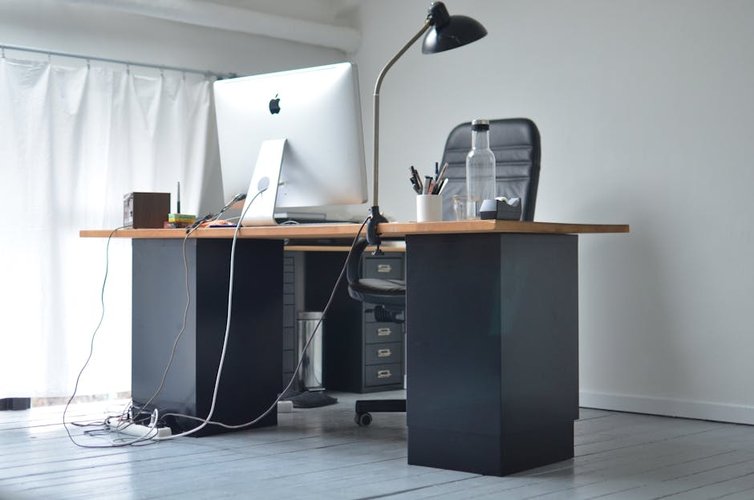 Hamriyah Free Zone, UAE Furniture Stock Clearance Specialists — Clear Your Stocks 2026