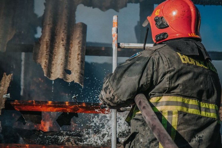 Obsolete Fire Safety Stock Buyers in Australia — Free Collection Near Brisbane, Australia