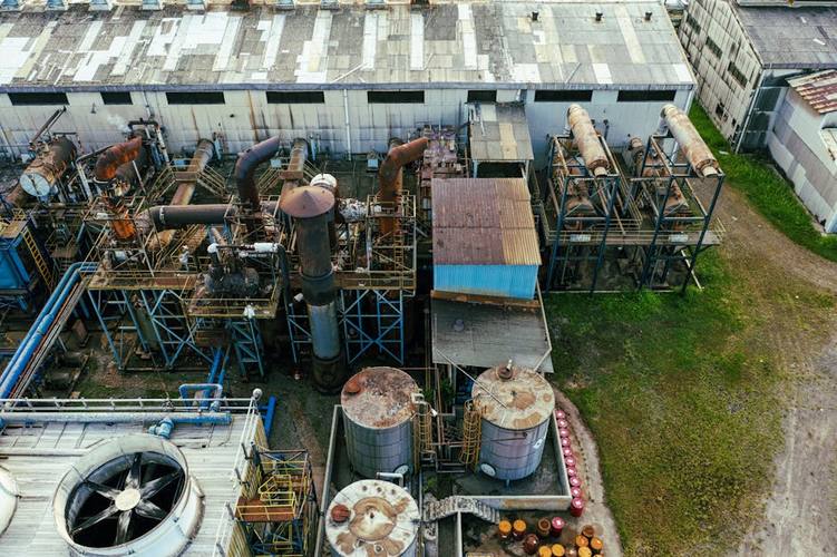 Trusted Surplus Stock Buyers for Chemicals in Wollongong, Australia — 2026 Guide