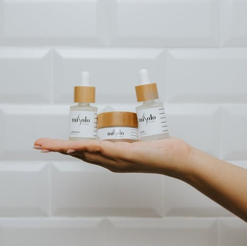 Liquidate Your Cosmetics Stock in Jacksonville, USA — Clear Your Stocks Pays Same Day