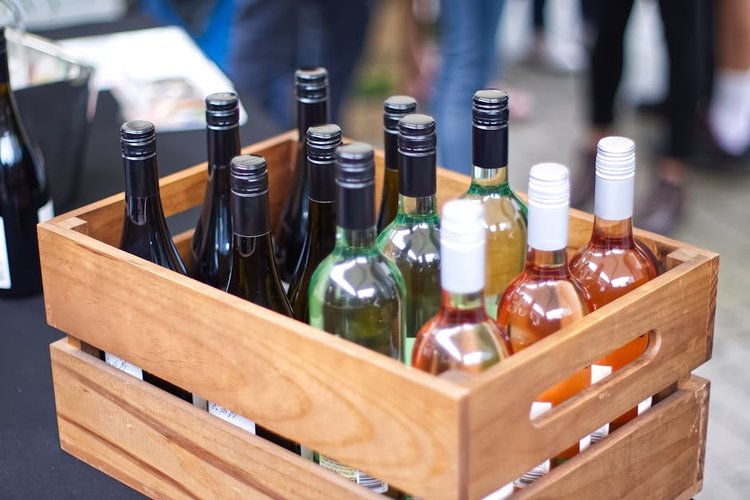 مشتري التغليف الزائد في قطر - قم بمسح مستودع الدوحة، قطر الخاص بك اليوم