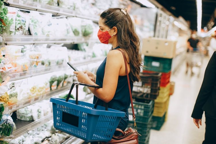 Manchester, UK Surplus Food & FMCG Stock Buyers — Fair Price, Fast Collection