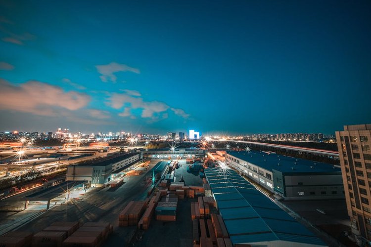 مشترو مواد البناء الفائضة في السيب، عمان - الدفع الفوري بأي كمية