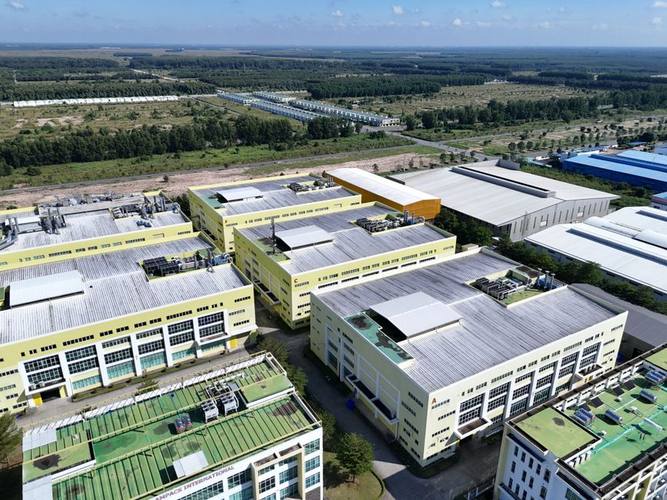 Dead Stock Buyers Near Townsville, Australia — Electrical Clearance with Same Day Pay