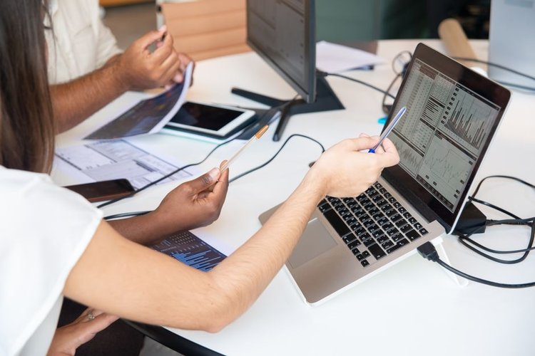 Malta Dead Stock Buyers for Electronics — Any Quantity Near Valletta, Malta
