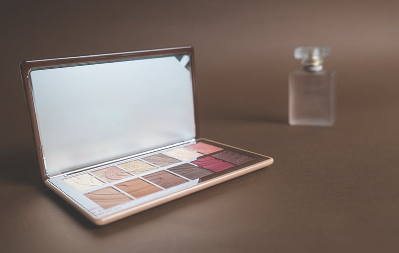 Your Cosmetics Inventory Is Losing Value in Baghdad, Iraq — Sell It Today