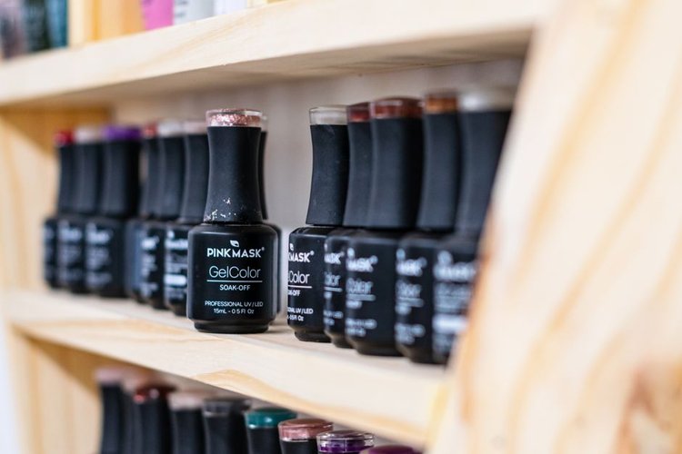 Auckland, New Zealand Warehouse Full of Unsold Cosmetics? We Clear It Fast