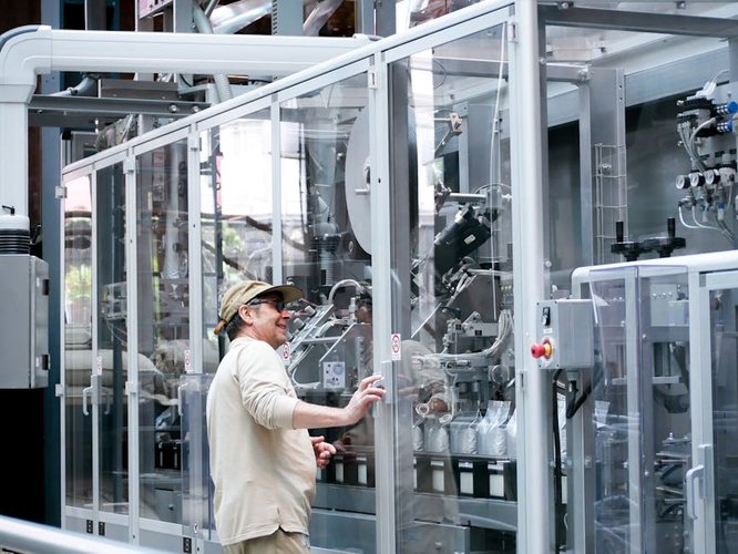 Dead Stock Buyers in USA — Oil & Gas Clearance Near Boston, USA