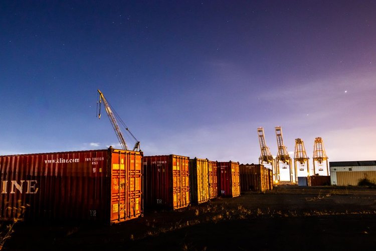 Oil & Gas Stock Clearance Buyers in Worcester, USA — Any Condition Accepted