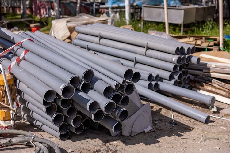 Edmonton, Canada Surplus Oil & Gas Stock Buyers — Fair Price, Fast Collection