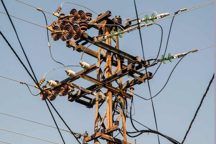 Best Non-Moving Stock Buyers for Electrical in Antwerp, Belgium — 2026