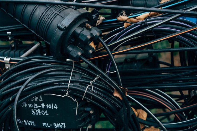 Sell Non-Moving Electrical Inventory in Maribor, Slovenia — Same Day Payment