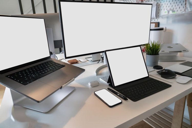Electronics Stock Clearance Buyers in Wellington, New Zealand — Any Condition Accepted