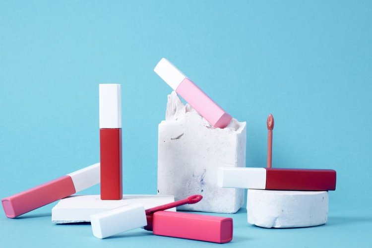 Dead Stock Buyers Near Ottawa, Canada — Cosmetics Clearance with Same Day Pay