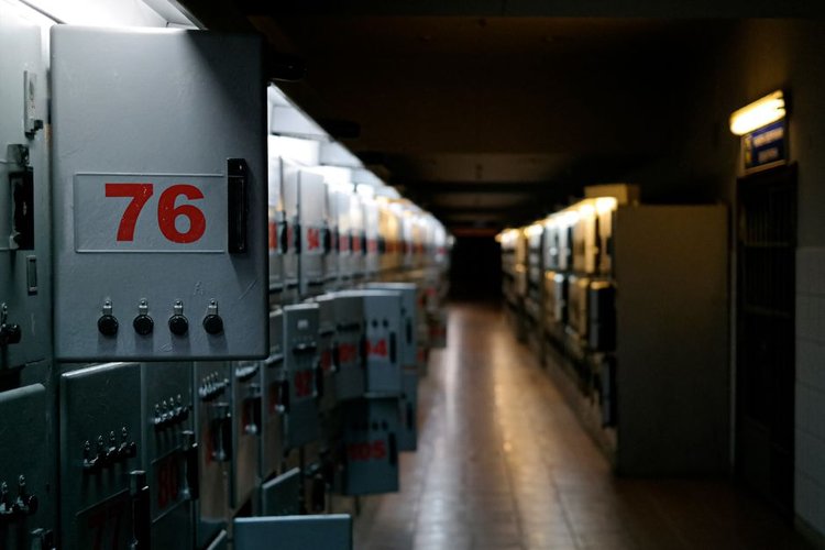 Convert Your Electrical Warehouse Surplus in Waterbury, USA to Cash Today