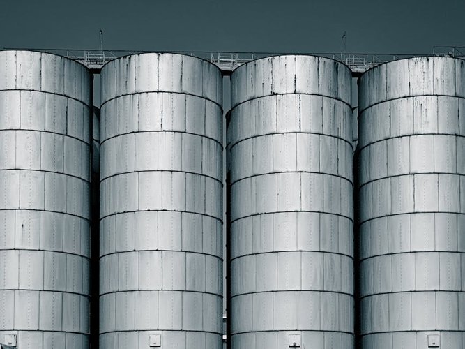 Turn Your Dead Food & FMCG Inventory Into Instant Cash in Newark, USA