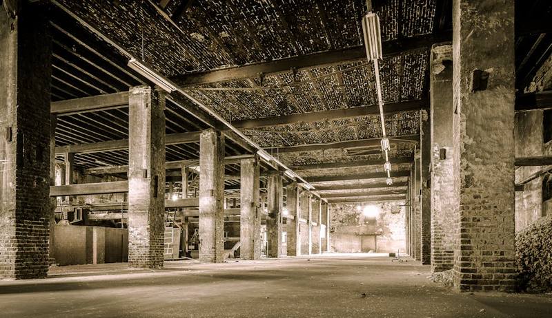 Bristol, UK Warehouse Full of Unsold Food & FMCG? We Clear It Fast