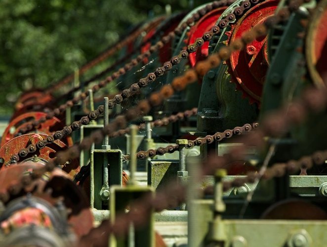 Sell Non-Moving Machinery Inventory in Warsaw, Poland — Same Day Payment