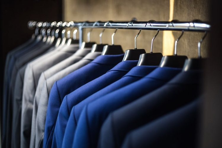 Garments Inventory Liquidation in Waterford, Ireland — Best Rates, Fast Payment