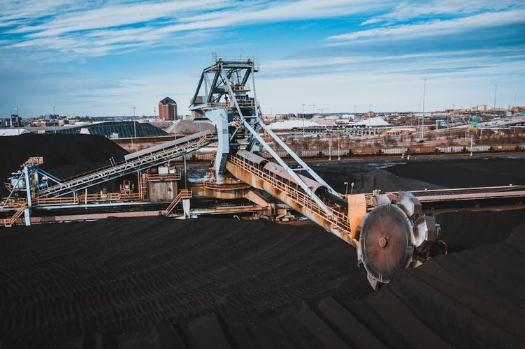 Bristol, UK Businesses: Sell Your Excess Machinery Stock — No Hassle