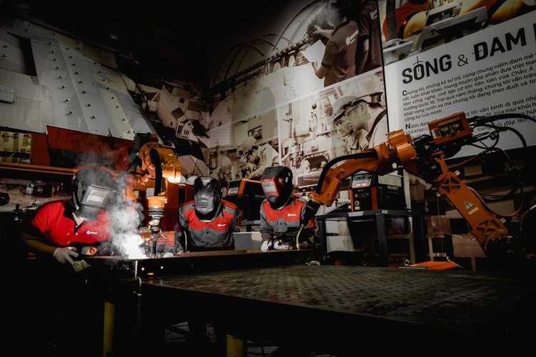 Your Machinery Inventory Is Losing Value in Coventry, UK — Sell It Today