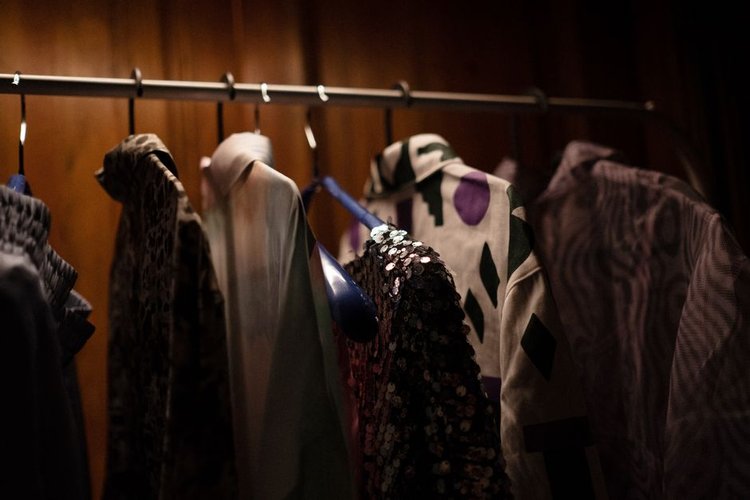 Get Immediate Cash for Your Surplus Garments Stock in Paris, France Today