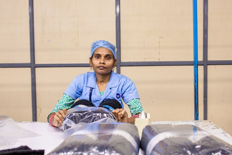 Dead Stock Buyers Near Auckland, New Zealand — Garments Clearance with Same Day Pay