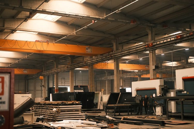 Non-Moving and Obsolete Electrical Inventory in Lisbon, Portugal — Sell It Fast