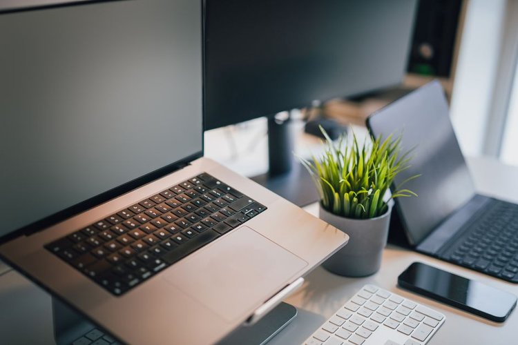 Liquidate Your Electronics Stock in Patras, Greece — Clear Your Stocks Pays Same Day