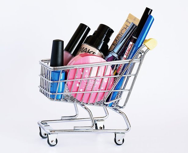Your Cosmetics Inventory Is Losing Value in Tampere, Finland — Sell It Today