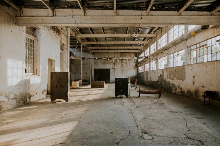 Trusted Surplus Stock Buyers for Building Materials in Espoo, Finland — 2026 Guide