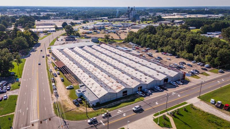 Surplus Building Materials Buyers Across Czech Republic — Based Near Plzen, Czech Republic