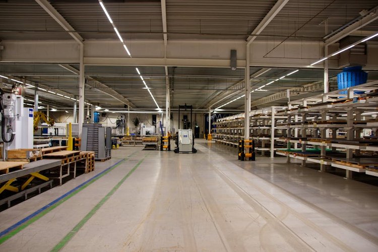 How to Sell Surplus Building Materials Stock in Fujairah, UAE and Get Paid the Same Day