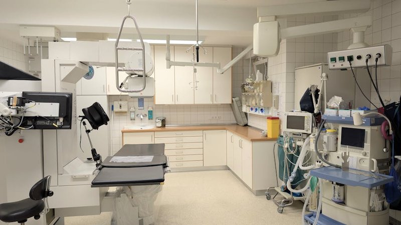 Overstock Medical Equipment Buyers UAE — Clear Your Ras Al Khaimah, UAE Warehouse Today