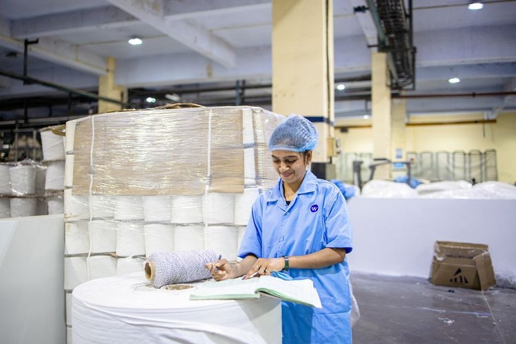 Clear Your Garments Warehouse in Bern, Switzerland — We Buy Everything