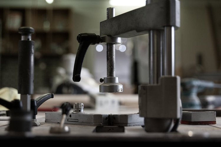Hardware Stock Clearance Buyers in Al Khor, Qatar — Any Condition Accepted