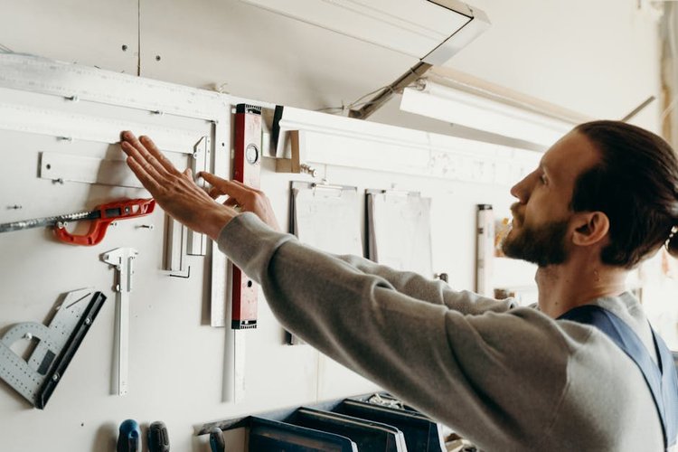 Clear Your Hardware Warehouse in Vasteras, Sweden — We Buy Everything
