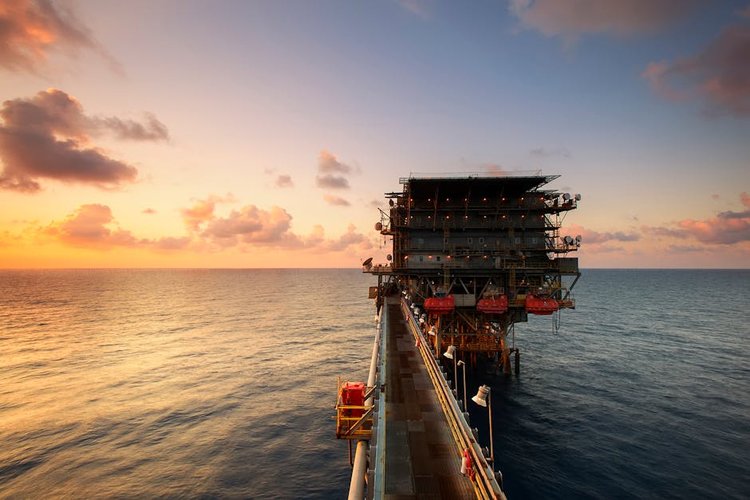 Looking for Dead Oil & Gas Stock Buyers Near Tilburg, Netherlands? Contact Us Today