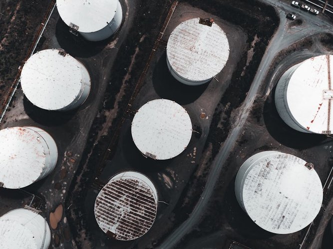Dead Oil & Gas Stock in Oslo, Norway? We Purchase It Immediately