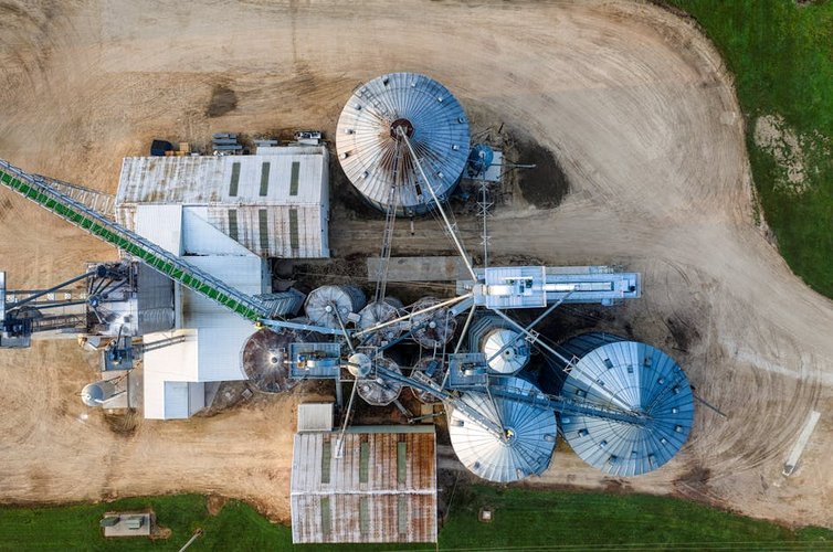 Excess and Obsolete Oil & Gas Stock Clearance in Zrenjanin, Serbia — 2026