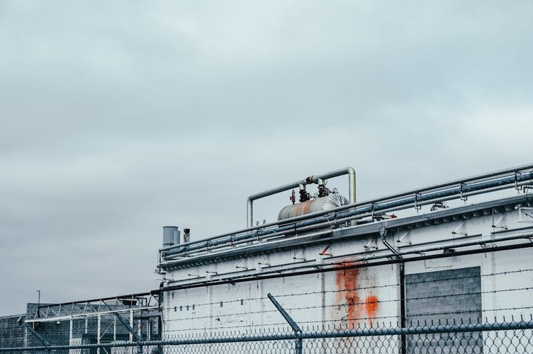Oil & Gas Inventory Liquidation in Zaporizhzhia, Ukraine — Best Rates, Fast Payment