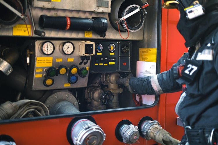 Fire Safety Dead Stock Buyers Near Murcia, Spain — Free Collection Anywhere
