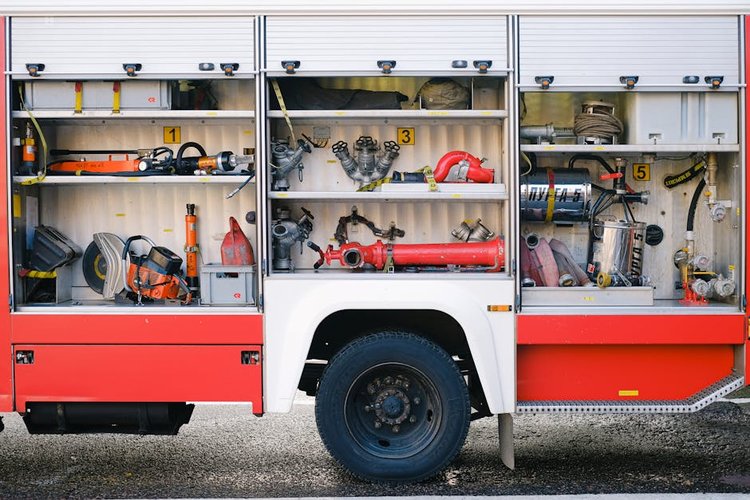 Surplus Fire Safety Buyers in Bologna, Italy — Immediate Payment Any Quantity
