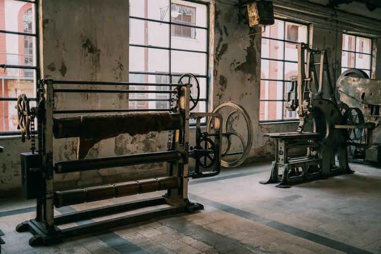Immediate Cash Offer for Furniture Dead Stock in Amsterdam, Netherlands