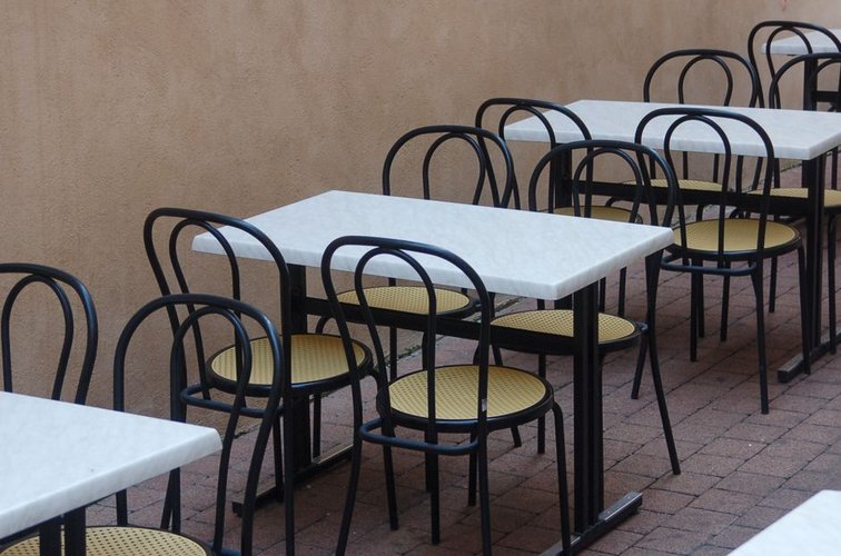 Overstock Furniture in Jekabpils, Latvia? Sell It Today for Immediate Cash