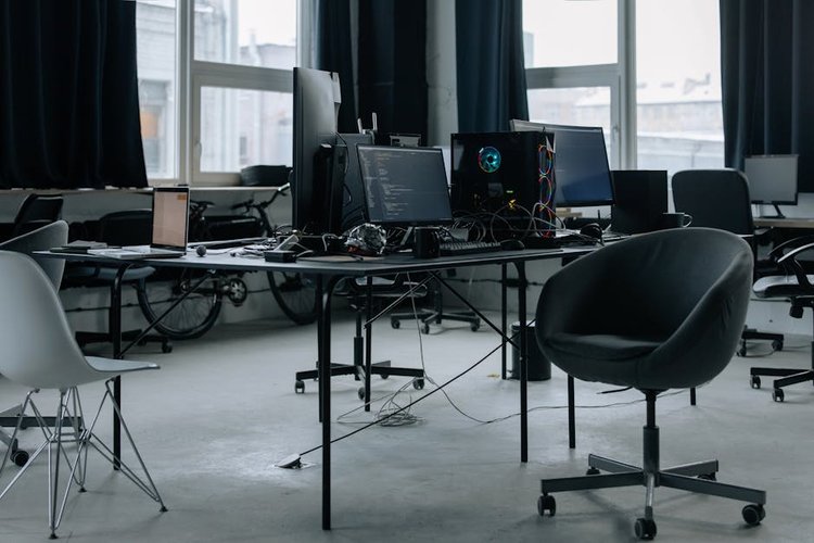 Liquidate Your Furniture Stock in Sao Paulo, Brazil — Clear Your Stocks Pays Same Day